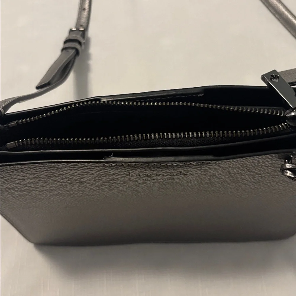 Kate Spade Eva Metallic Silver Crossbody bag pebbled leather medium jewel tone - Picture 4 of 16